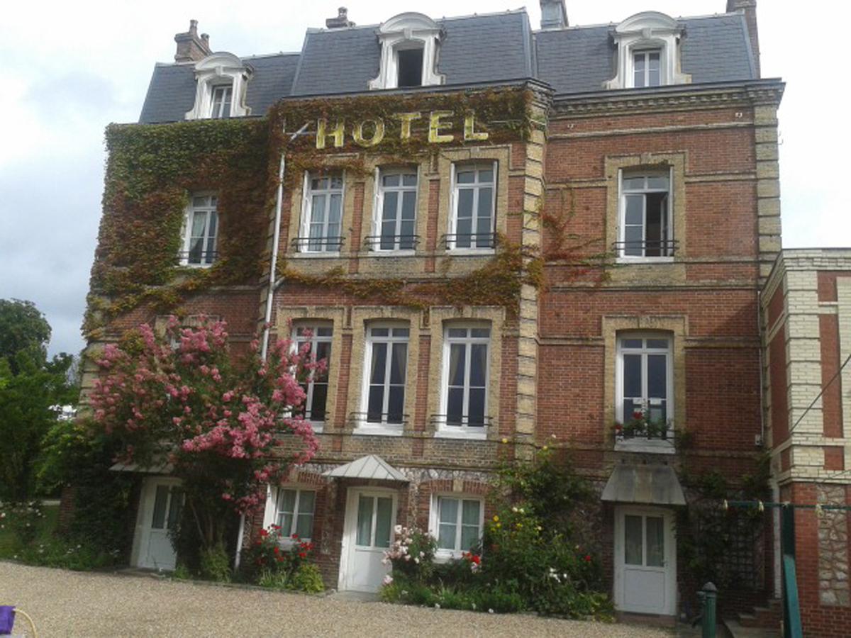 Hotel Au Chateau Blanc Saint-Aubin-les-Elbeuf Exterior photo
